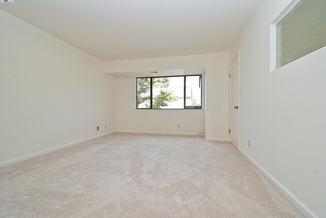 Building Photo - 1117 Ironwood Rd