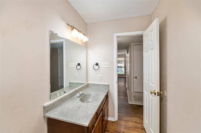 Building Photo - 416 Lincoln Dr