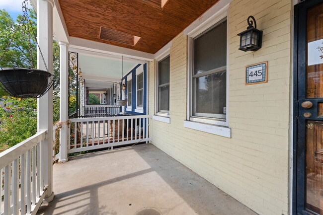 Building Photo - 445 Newton Pl NW