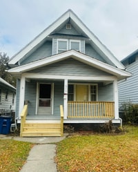 Building Photo - Spacious 3-Bedroom Home