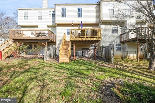 Building Photo - 107 Monet Cir