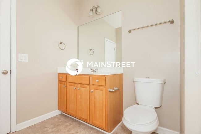 Building Photo - 5 Bedroom Pet-Friendly Home in Charlotte, ...