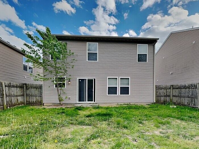 Building Photo - 1216 N Aberdeen Dr