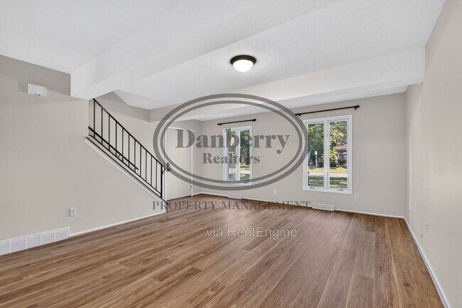 Building Photo - 5409 Westcastle Dr