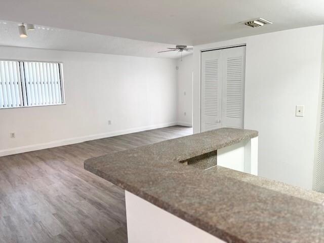 Building Photo - 9995 Nob Hill Ln