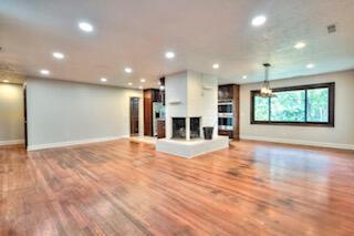 Building Photo - 8764 Croton Rd