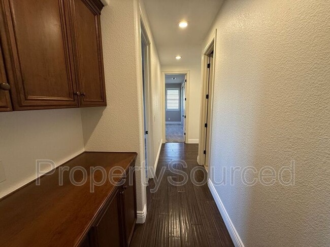 Building Photo - 4060 Chiavari Way