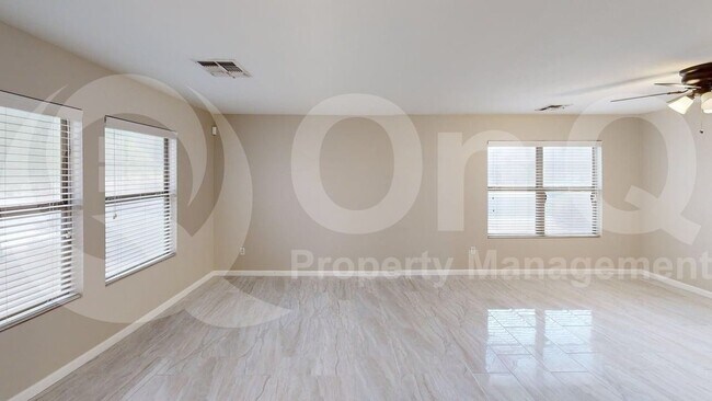 Building Photo - 4720 N 93rd Dr