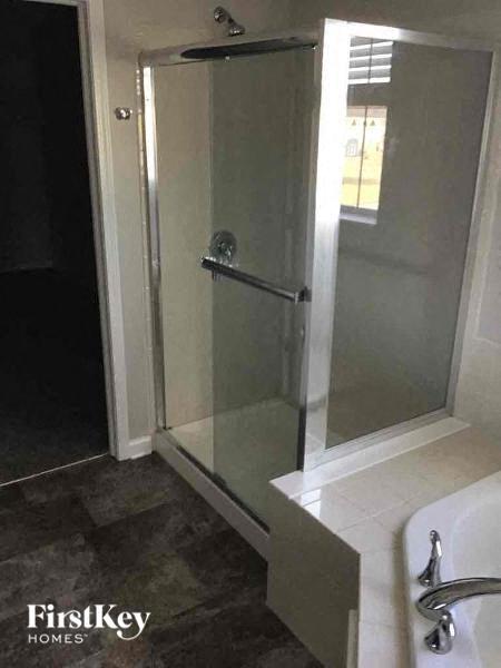 Building Photo - 1727 Declaration Dr W