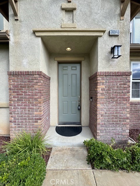 Building Photo - 36948 Silk Tree Ct