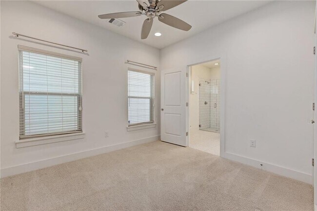 Building Photo - 1105 Euphoria Bend