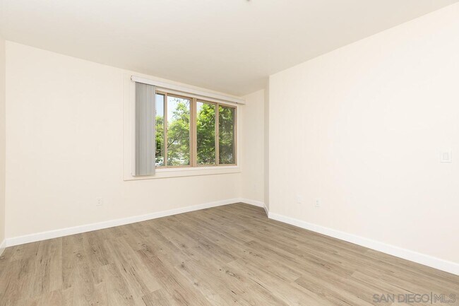 Building Photo - 1501 Front St