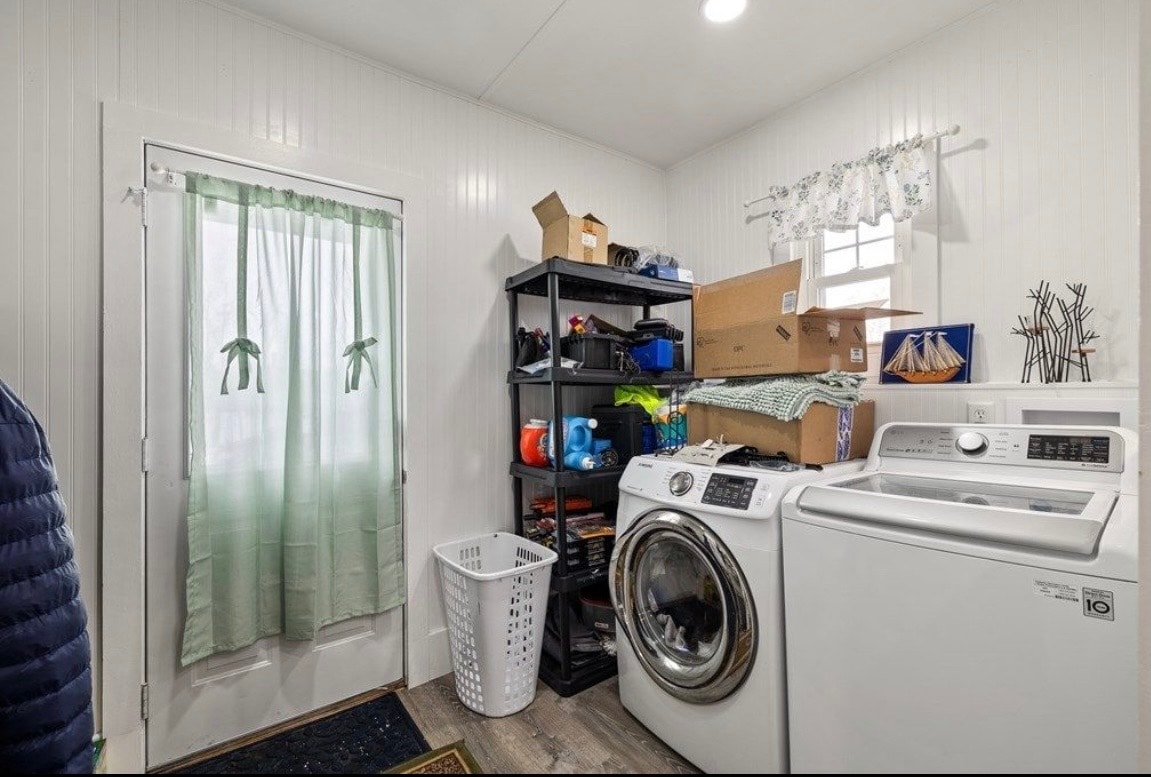 Building Photo - 469 Cleveland Ave