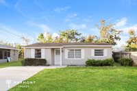 Building Photo - Cozy Home Lakeland, FL!