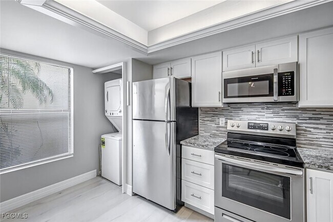 Building Photo - 15206 Parkside Dr