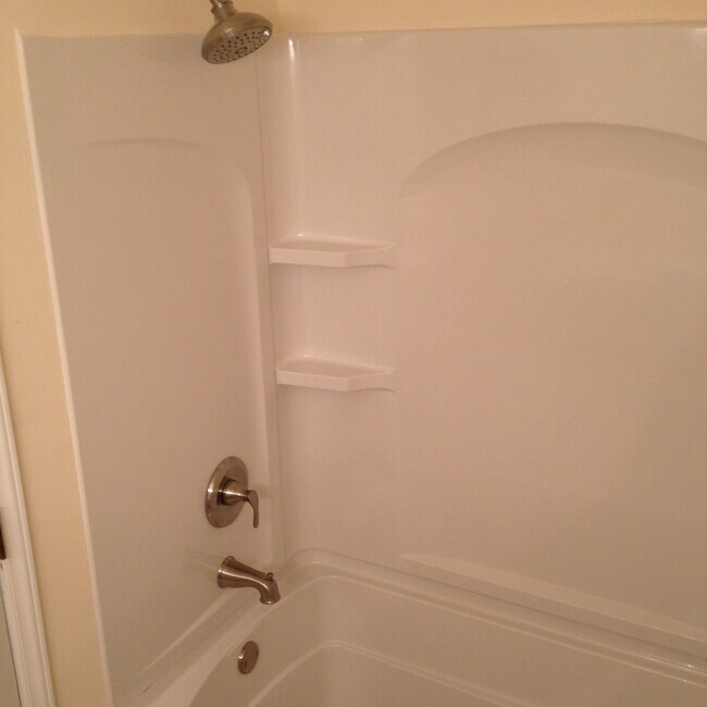 Building Photo - Great 1BR/1BA Unit in Turtle Creek