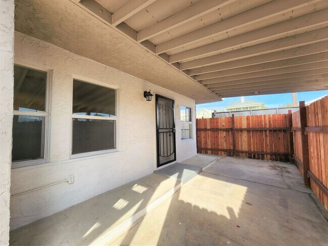 Building Photo - 1bd/1ba Apt with Private Patio, Near Navy ...