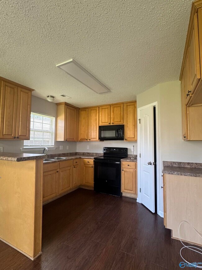 Building Photo - 15835 Mary Shell Dr NW