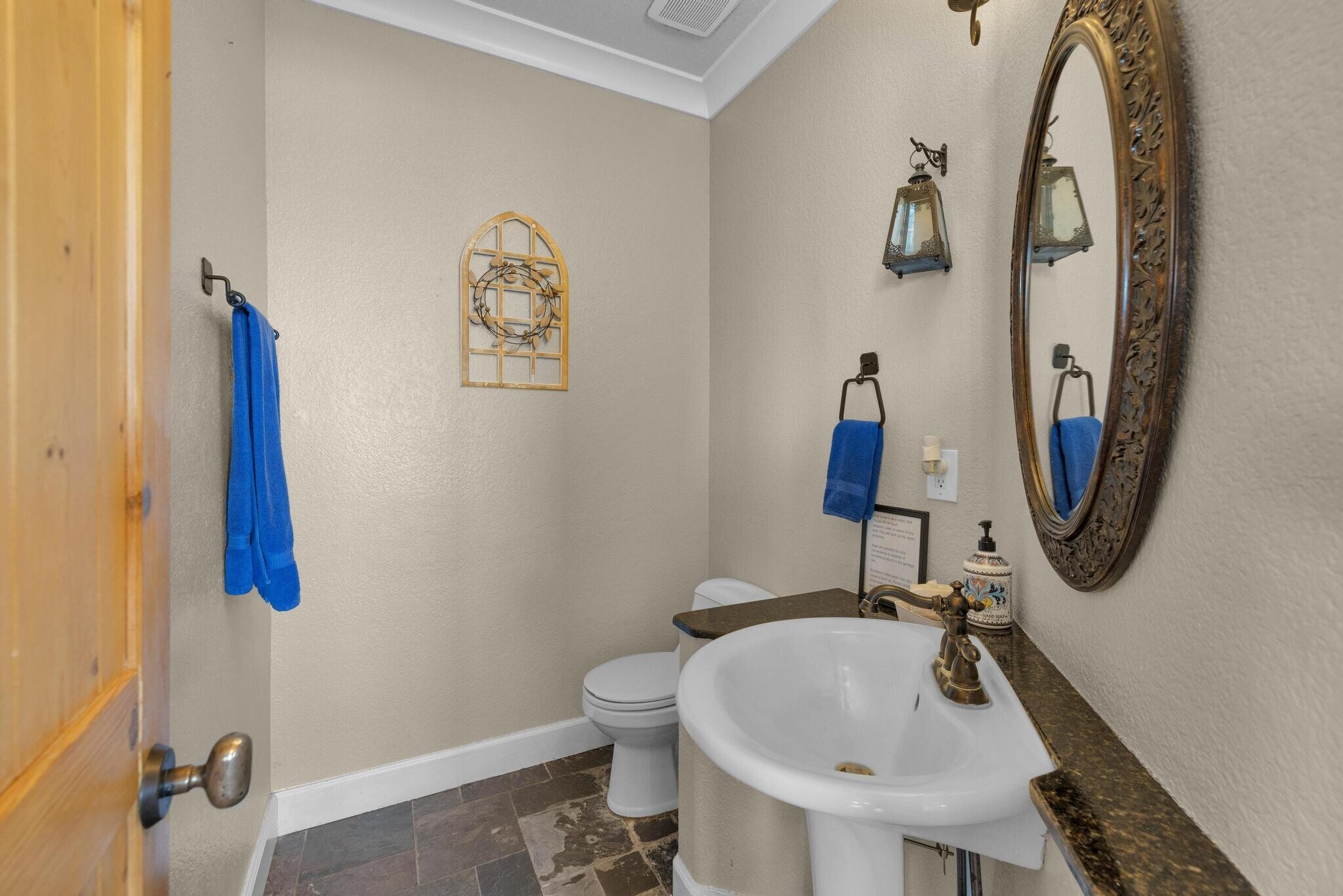 1/2 Bath - 27495 Linnel Ln