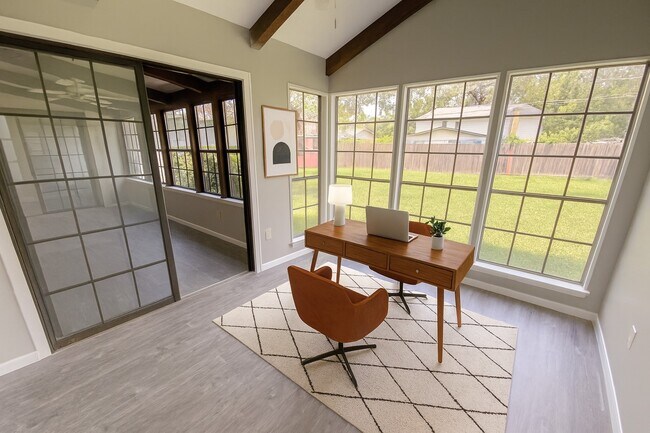 Building Photo - 2519 River Ridge