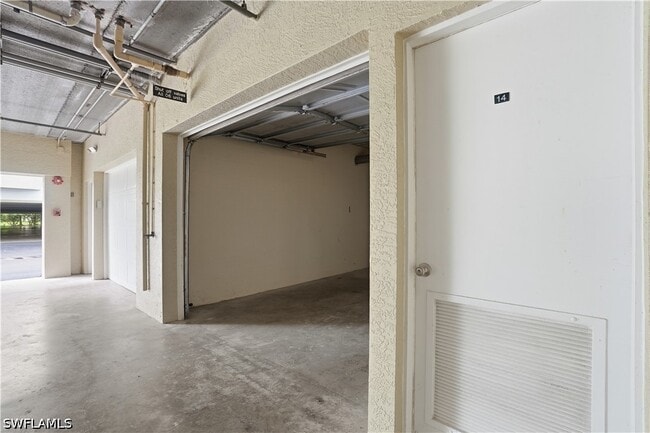Building Photo - 7671 Pebble Creek Cir