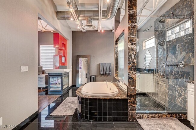 Building Photo - 5096 Thunder River Cir