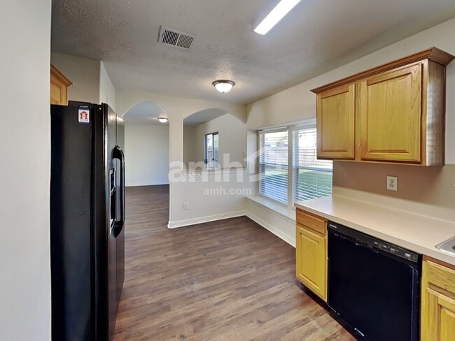 Building Photo - 26114 Cypresswood Dr