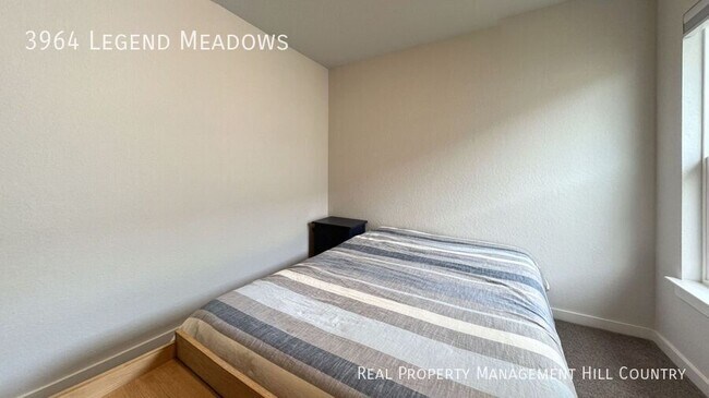 Building Photo - 3964 Legend Meadows