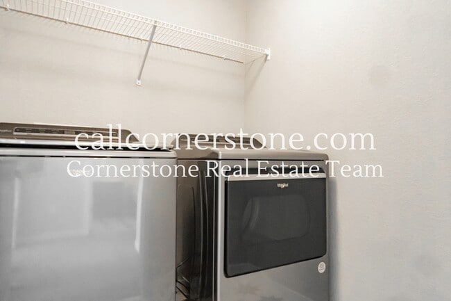 Building Photo - 3713 Levy Pk Dr