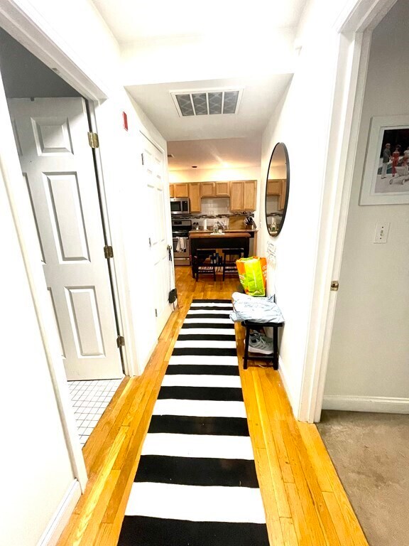 Building Photo - 394 W Broadway