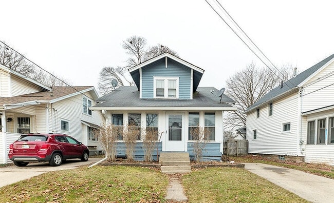 Building Photo - 1824 Coleman Ave