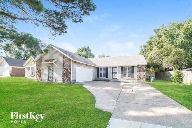 Primary Photo - 6709 Valley Park Dr