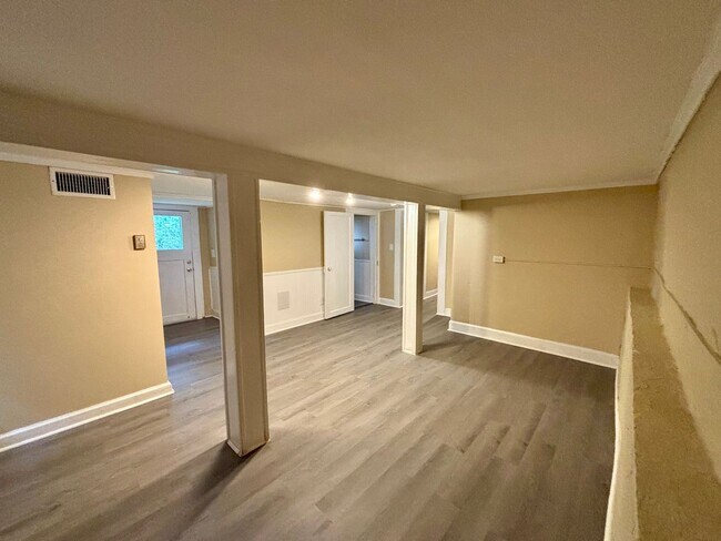 Building Photo - Live at the Color Wheel - Walk to UNC!