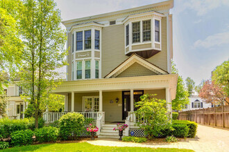 Building Photo - 399 E Deerpath Rd