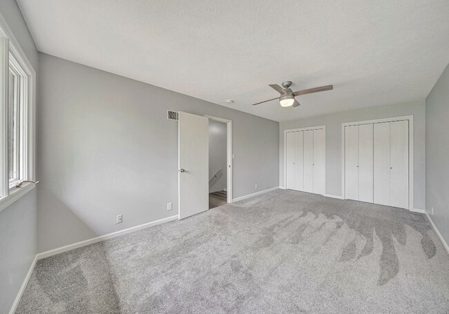 Building Photo - 5563 Canterbury Ln