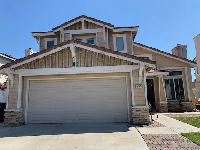 Building Photo - 405 S Mountain View St