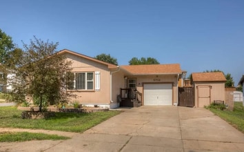 Building Photo - 5716 S 136th St