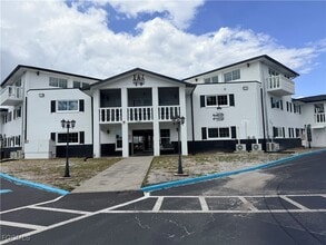 Building Photo - 3706 Broadway