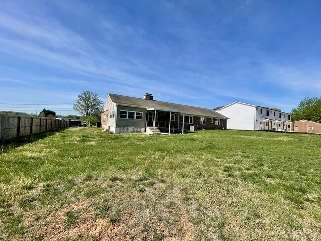 Building Photo - 63 Shelor Dr