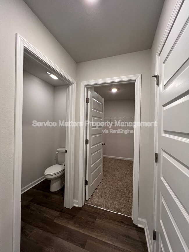 Building Photo - 5096 Gaineswood Dr