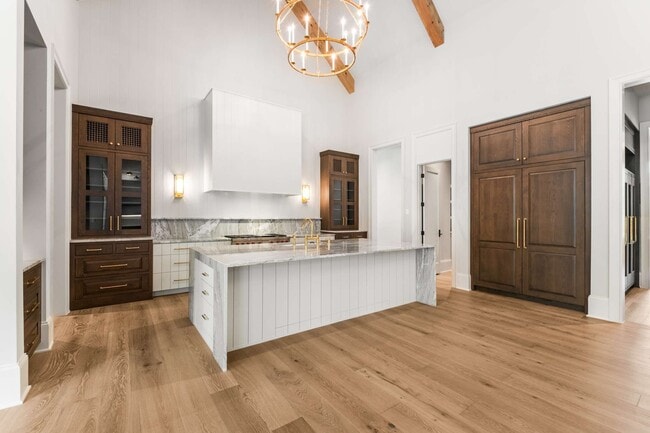 Building Photo - 8115 Devens Dr