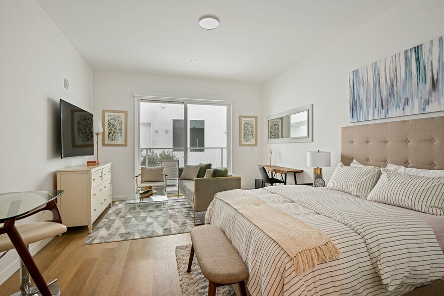 The Dillon Silver Lake II 609 N Dillon St Los Angeles CA 90026