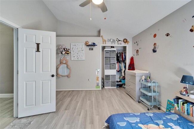 Building Photo - 18507 Country Crest Pl