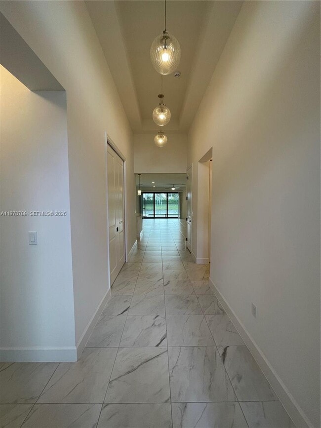 Building Photo - 10922 SW Meandering Mile Rd