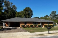Building Photo - 2400 Bryan Dr