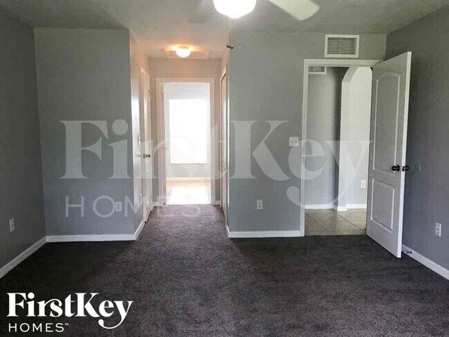 Building Photo - 2709 46th St W