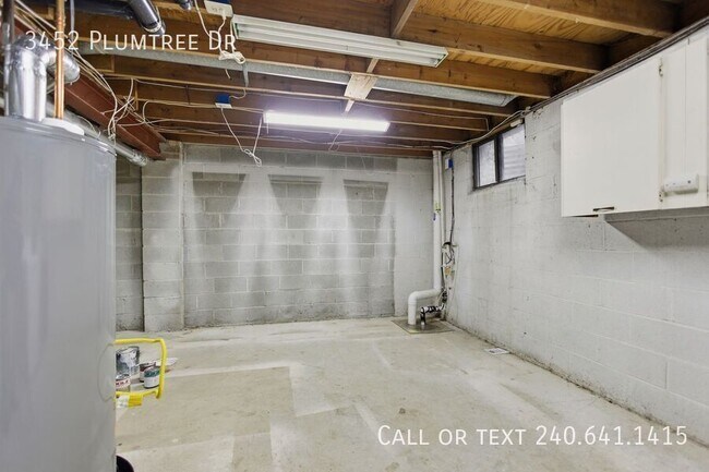 Building Photo - 3452 Plumtree Dr