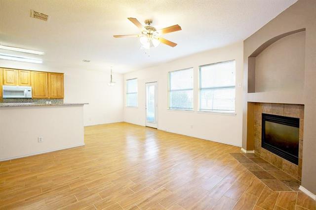 Building Photo - 10617 Wolfcreek Ln