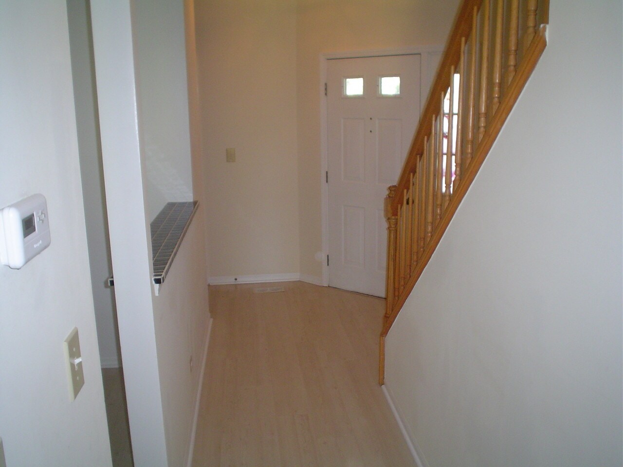 Building Photo - 226 Grandview Ct