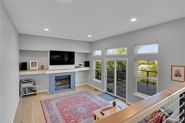 Building Photo - 540 Somerset Dr